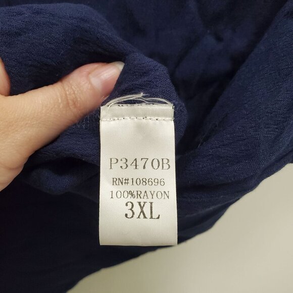 Toomi USA Woman's Navy Blue Embroidered Neck Crinkle Peasant Top Plus Size‎ 3XL - Picture 4 of 5